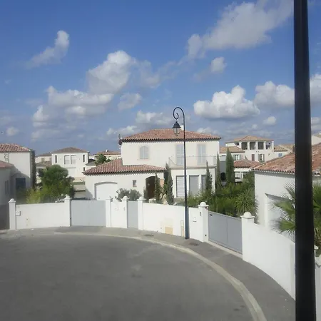In With Marina View, Cleaning Included Villa Aigues-Mortes