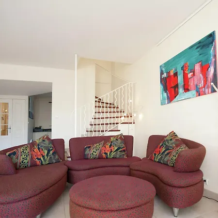 In With Marina View, Cleaning Included Villa *