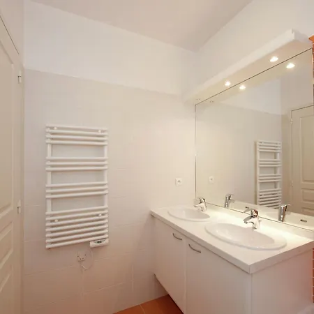 Villa In With Marina View, Cleaning Included