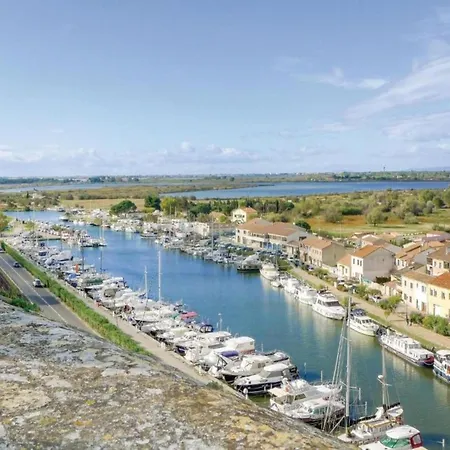 In With Marina View, Cleaning Included